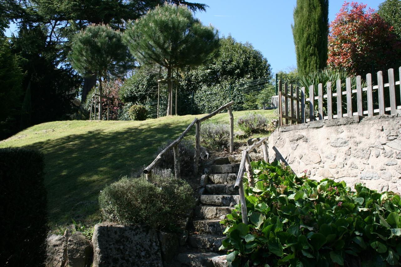 Maison d'hôtes et gîtes La Chouannerie Pouzauges Exterior foto